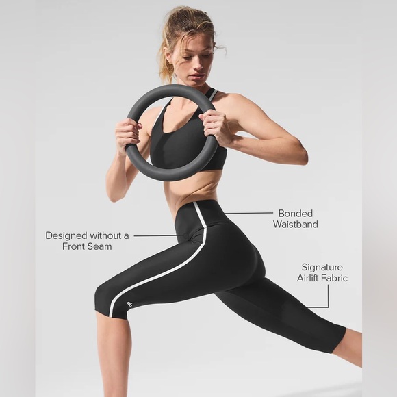 ALO Yoga Airlift High-Waist Super Sleek Contrast Capri size xxs black